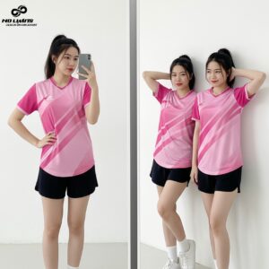Áo thể thao nữ màu hồng phối sọc - Năng động, trẻ trung mỗi ngày